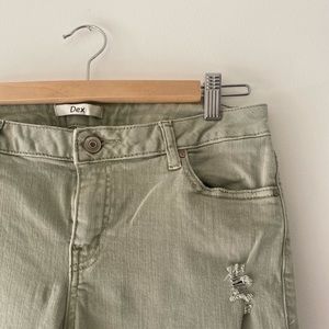 Dex Distressed Ankle Pant